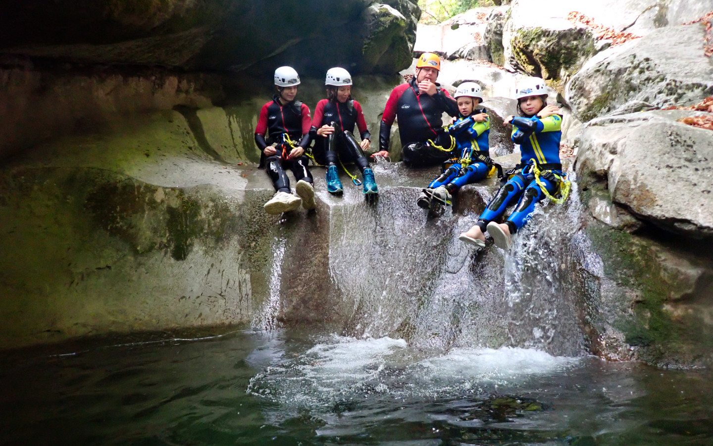 Canyoning pour groupe d'enfants
